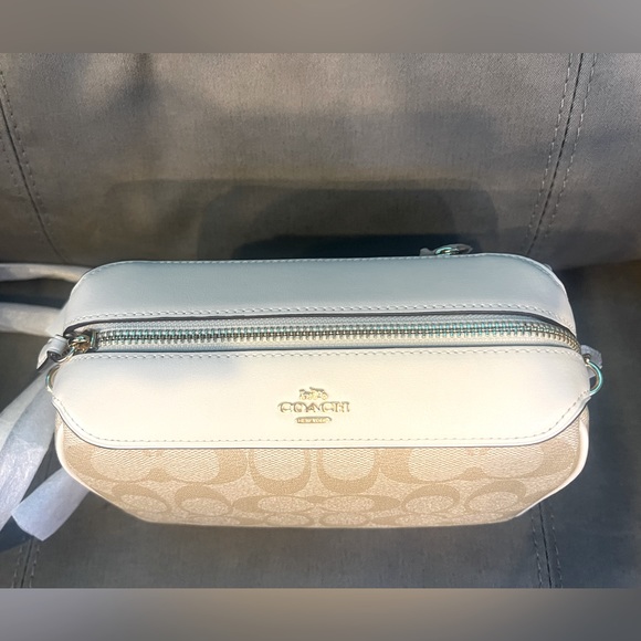 Coach Light Khaki Chalk Bennett Shoulder and or Crossbody bag new - Picture 2 of 12